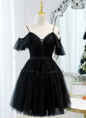 Black Sweetheart Straps Tulle Homecoming Dress