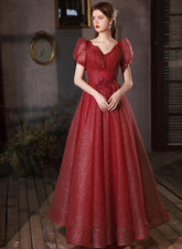 Vestido de fiesta con escote en V y cordones en tul brillante rojo vino