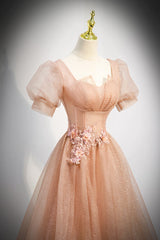 Vestido de fiesta de tul rosa con mangas cortas
