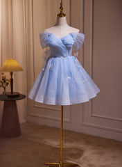 Vestido de fiesta azul de corte A, corto, con hombros descubiertos y largo hasta la rodilla