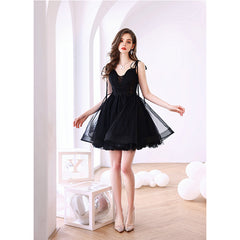 Black V-neckline Straps Short Party Dress
