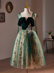 Vestido de fiesta corto de corte A verde con encaje
