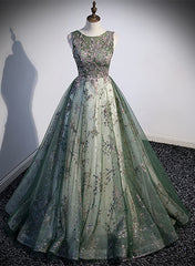 Vestido de fiesta largo de tul verde con escote redondo