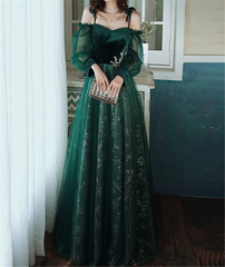 Dark Green Tulle Stunning Sequin Spaghetti Straps Prom Dress