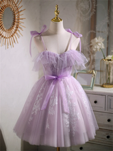 Lindo vestido de fiesta corto de tul color lavanda