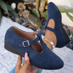 Autumn Large Size Retro Pointed Toe Leather Shoes Soft Leather Low Heel Casual Mary Jane Shoes Comfortable Footwear