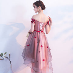 Vestido de fiesta de tul rosa con flores y corte alto bajo