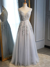 Vestidos de fiesta largos de tul gris con encaje