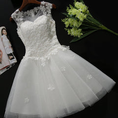 White Tulle Lace Round Neckline Knee Length Graduation Dresses