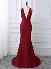 Vestido de fiesta largo de sirena con espalda cruzada y licra color rojo vino