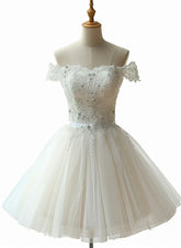 Cute White Short Tulle with Lace Applique Prom Dress