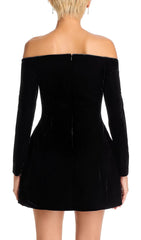 Elegant Black Velvet Off-Shoulder Mini Dress