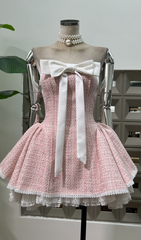 Chic Pink Tweed Strapless Mini Dress