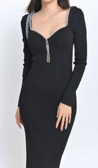 Glamorous Black Knitted Midi Dress with Dazzling Diamond Neckline