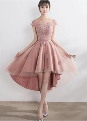 Vestido de dama de honor con mangas cortas de tul y encaje rosa