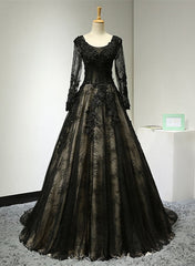 Hermoso vestido de fiesta de encaje negro de manga larga