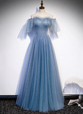 Vestido de fiesta encantador de tul azul claro con mangas abullonadas y largo hasta el suelo