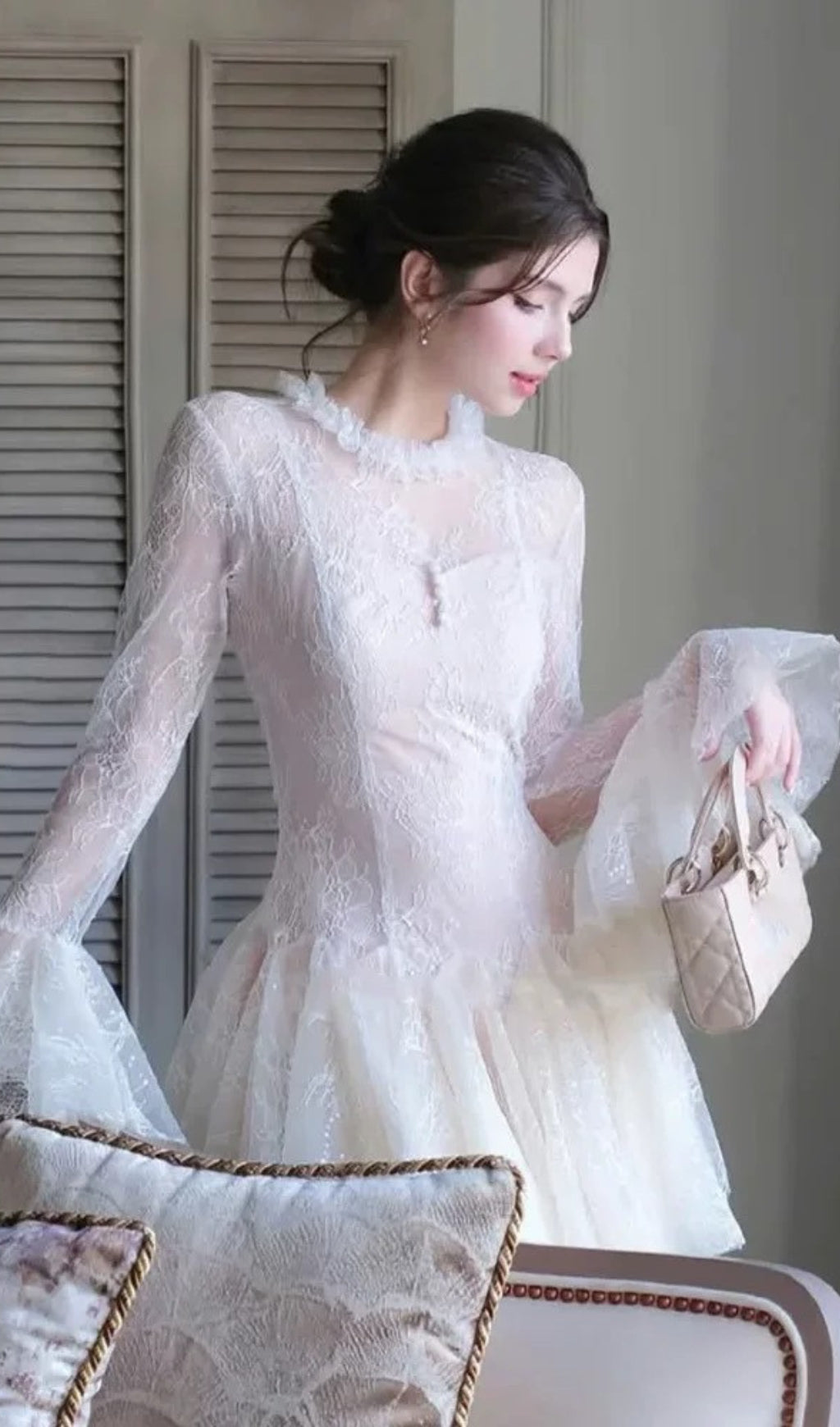 Daniyah Ethereal Lace Mini Dress