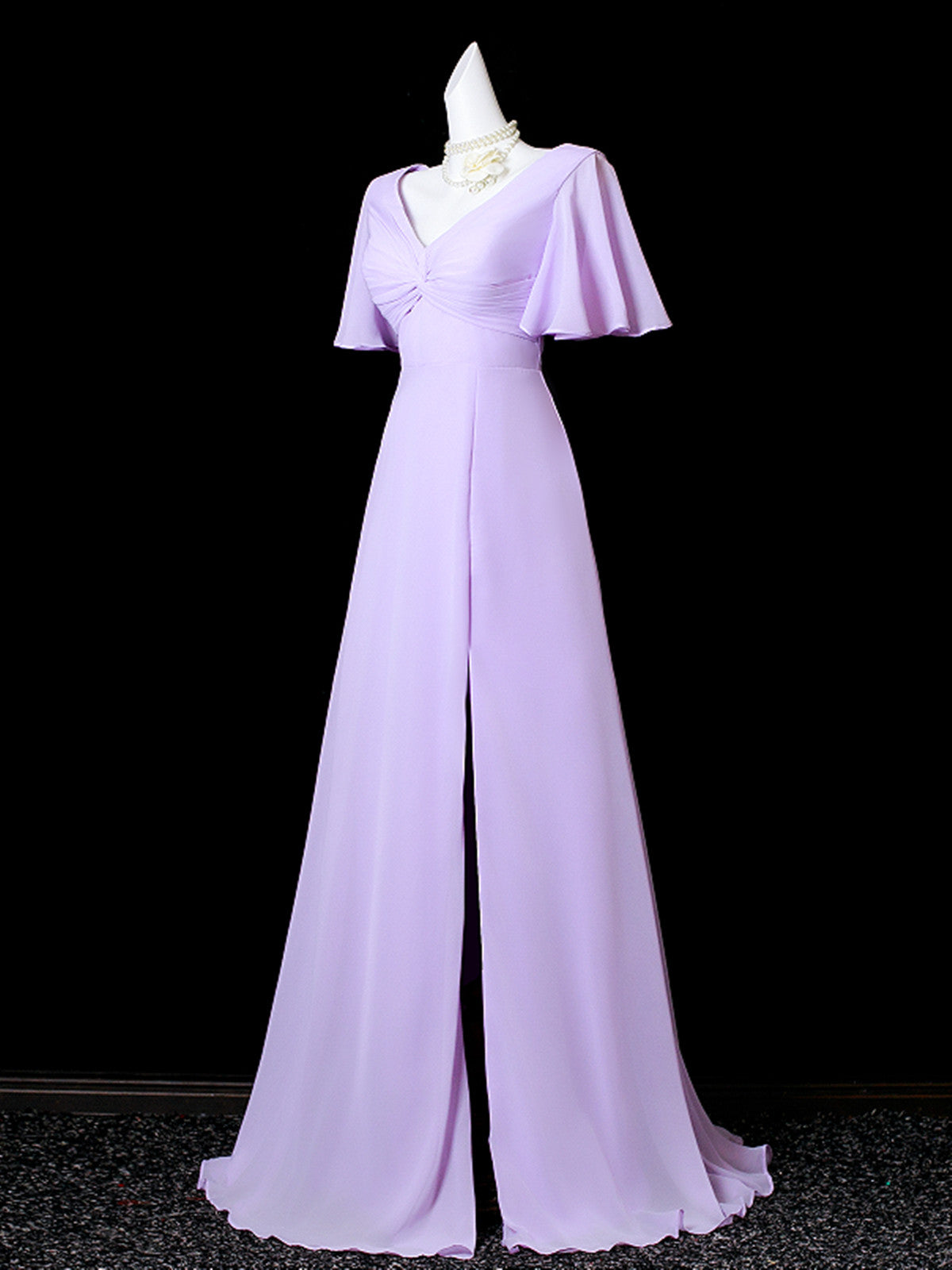 Vestido de fiesta largo de gasa morado claro con mangas cortas 