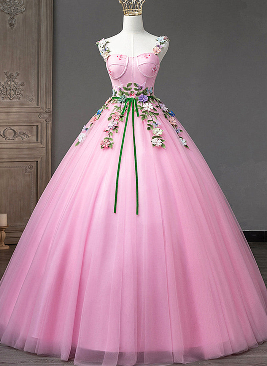 Vestido de fiesta de tul con escote en forma de corazón y tirantes rosas con flores 