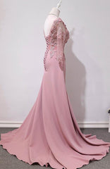 Elegante vestido de fiesta largo con apliques de encaje y mangas largas en color rosa 