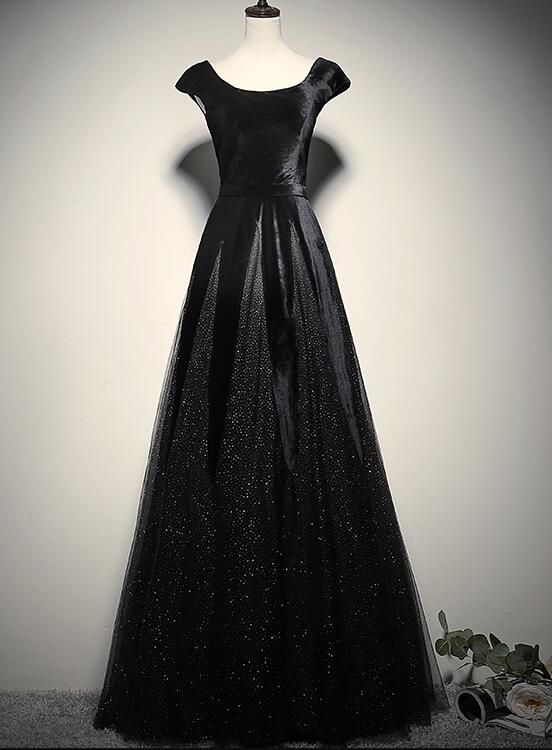 Elegante vestido de noche de terciopelo negro con mangas cortas 