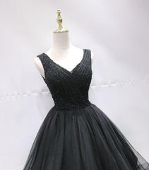 Black Tulle V Back Beaded Knee Length Homecoming Dress