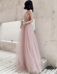 Hermosos vestidos de fiesta largos de tul rosa con encaje y escote en V 