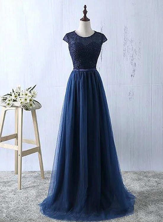 Hermosos vestidos largos de dama de honor de tul azul marino 