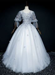 Precioso vestido formal largo de tul gris con mangas abullonadas y encaje 