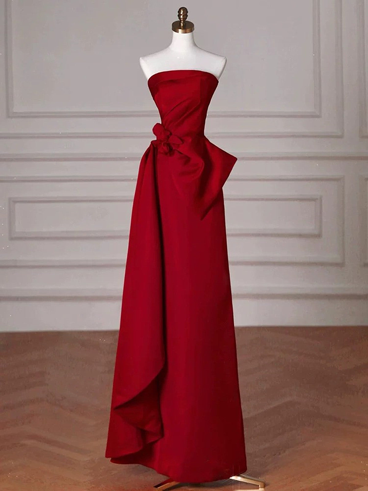 Vestido de noche rojo vino con corte A, sin tirantes, largo hasta el suelo 
