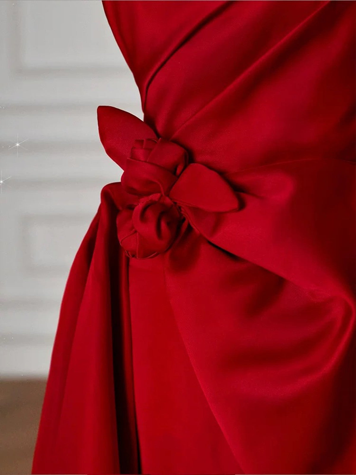 Vestido de noche rojo vino con corte A, sin tirantes, largo hasta el suelo 