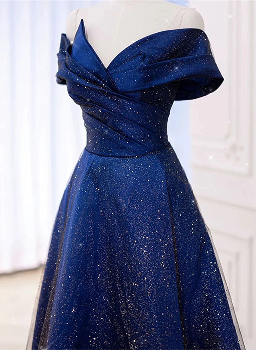 Vestido formal largo de satén azul con corte A para fiesta 