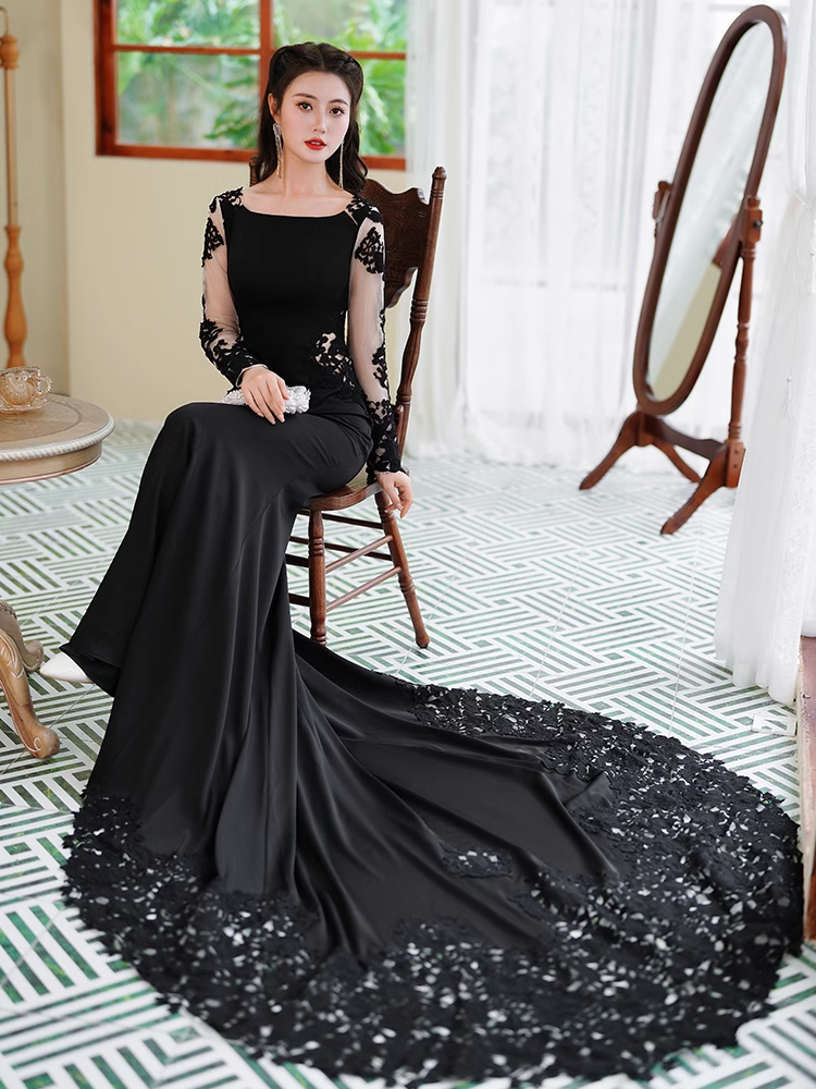 Black Mermaid Long Sleeves with Lace Wedding Party Dress