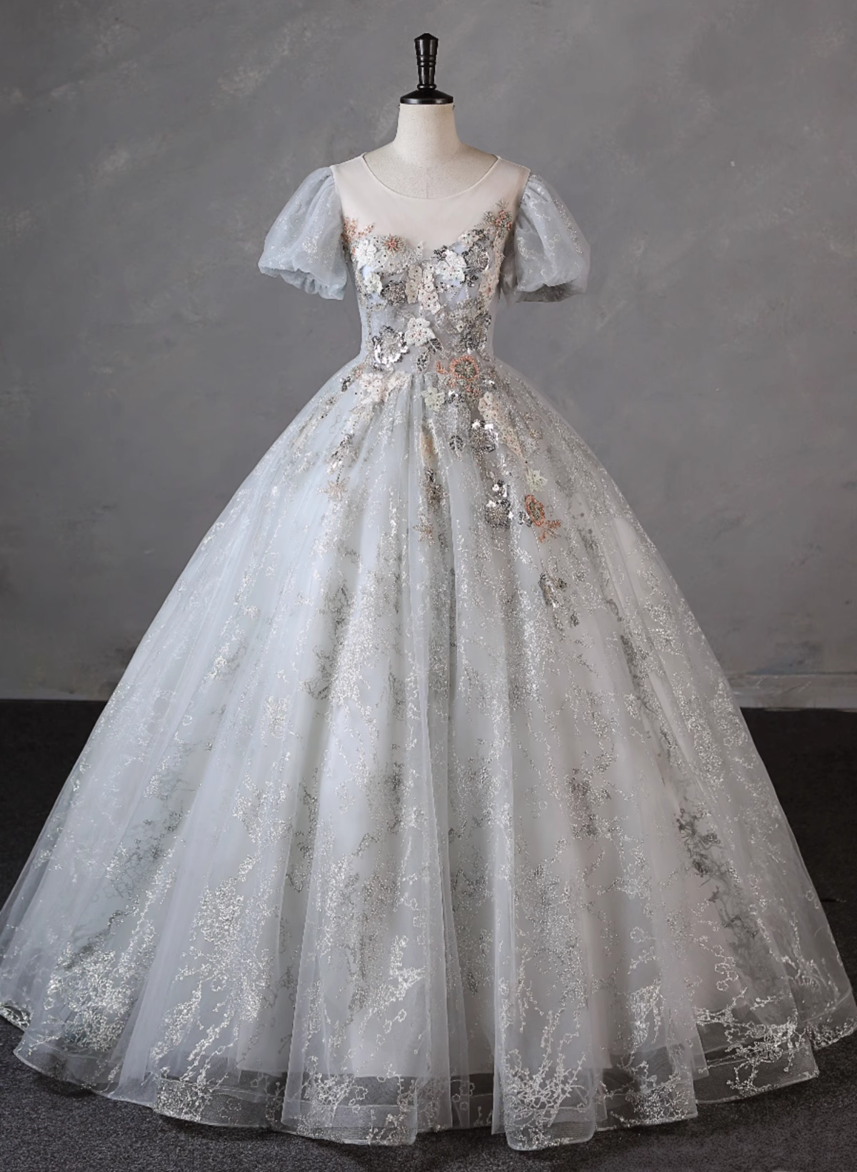 Grey Short Sleeves Tulle Ball Gown Prom Dress
