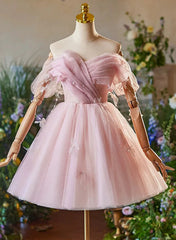 Lindo vestido de fiesta de tul rosa claro con hombros descubiertos 