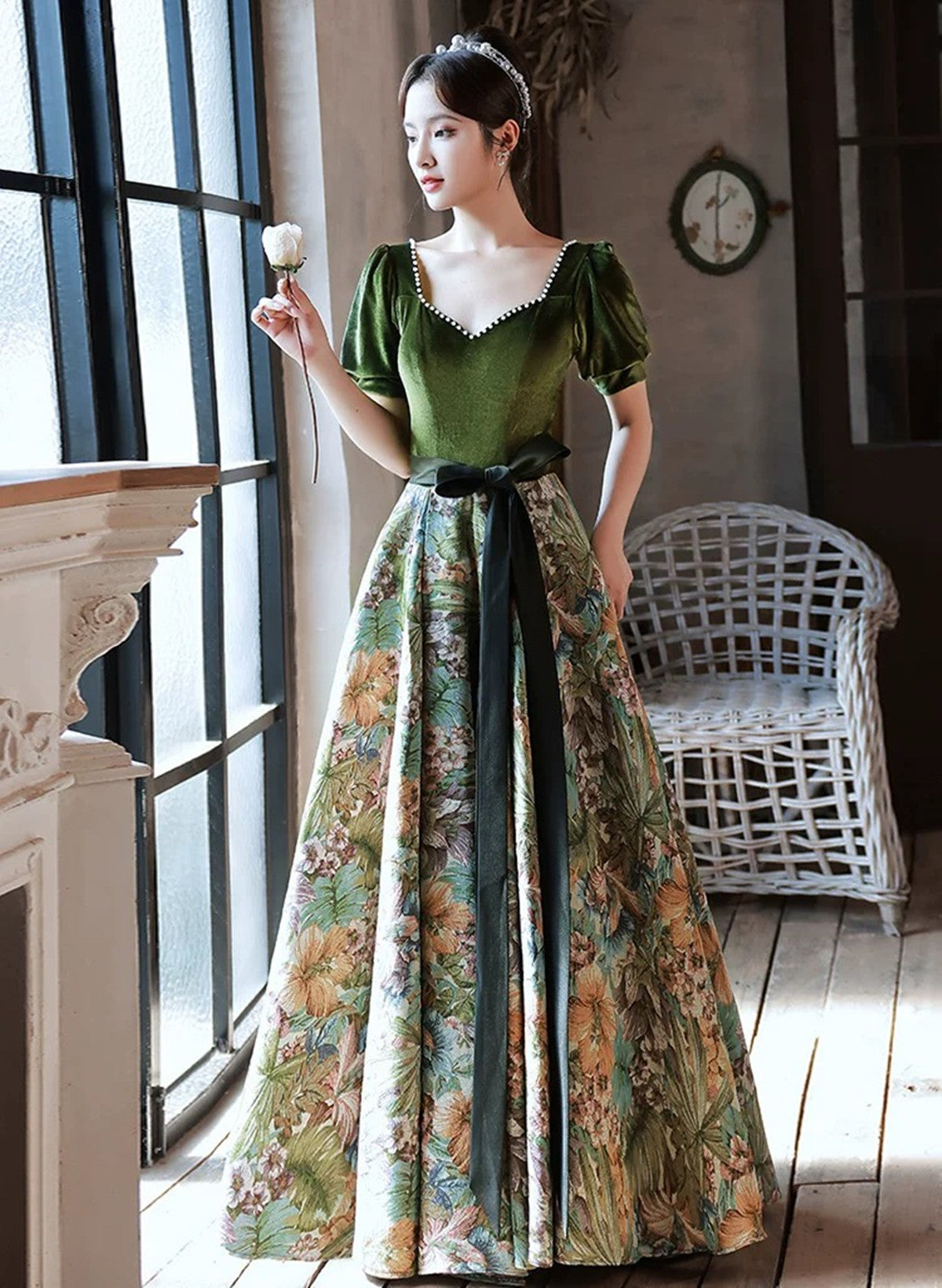 Chic Velvet Floral Short Sleeves Long Prom Dress