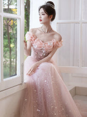 Vestido de fiesta rosa de tul con hombros descubiertos y cuentas en forma de A 
