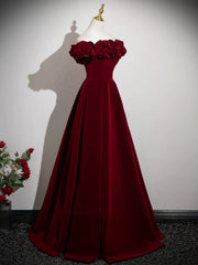 Vestido de fiesta de terciopelo rojo vino con hombros descubiertos, corte A y largo hasta el suelo 