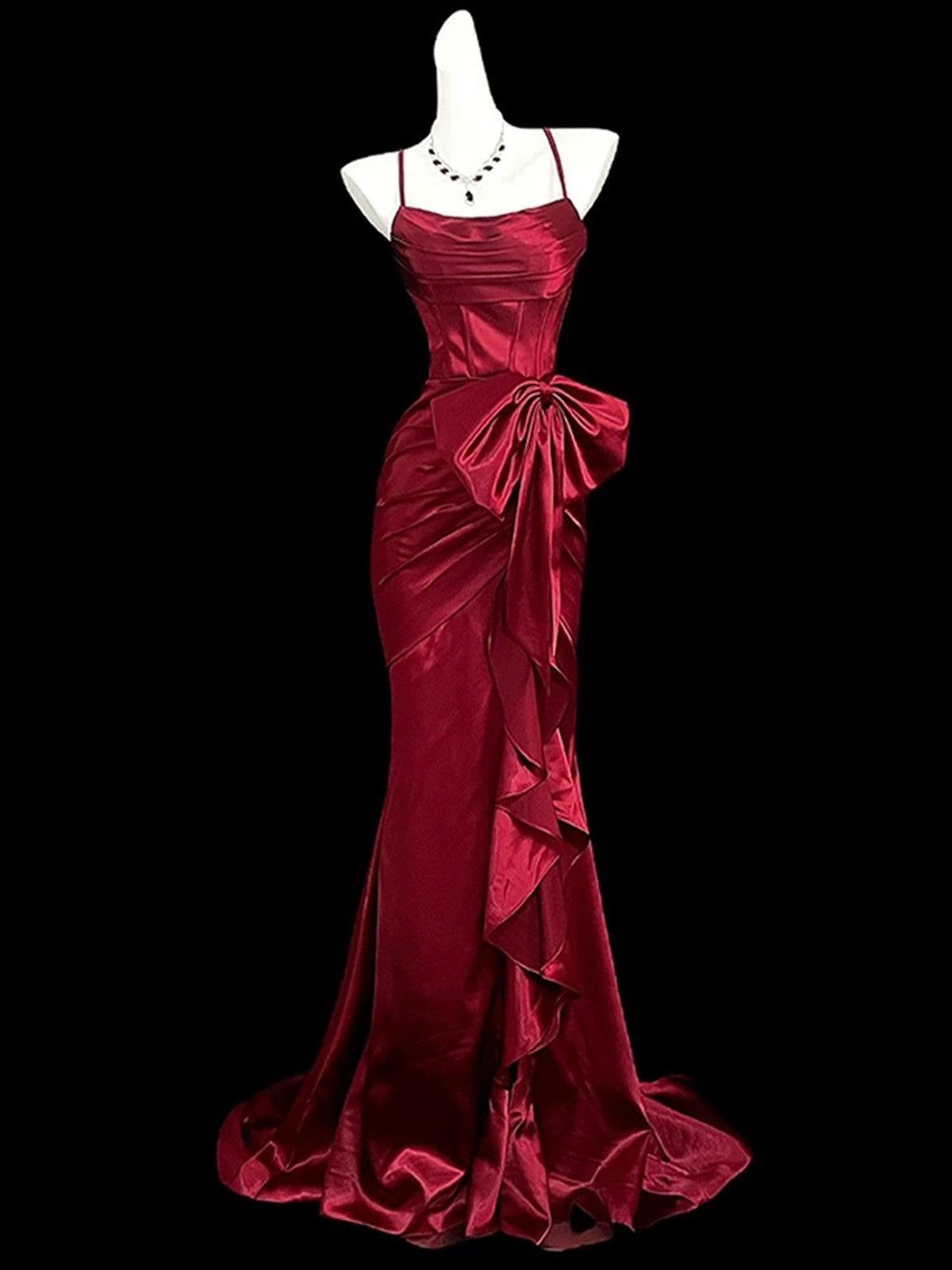 Vestido largo de fiesta con tirantes de sirena en color rojo vino 