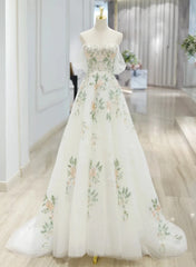 Vestido de fiesta de boda de tul color marfil con encaje floral y corte A 