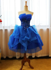 Hermoso vestido de fiesta azul real hasta la rodilla con apliques 
