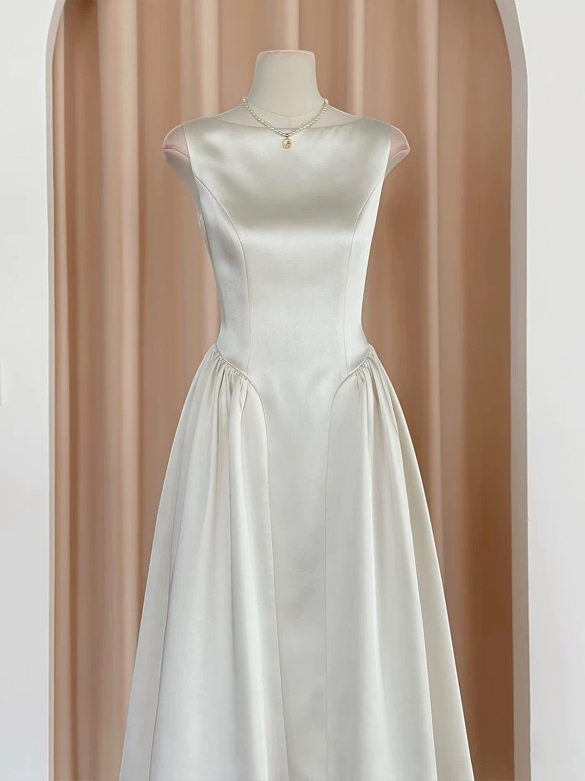 Vestido de fiesta de boda sencillo de satén blanco 