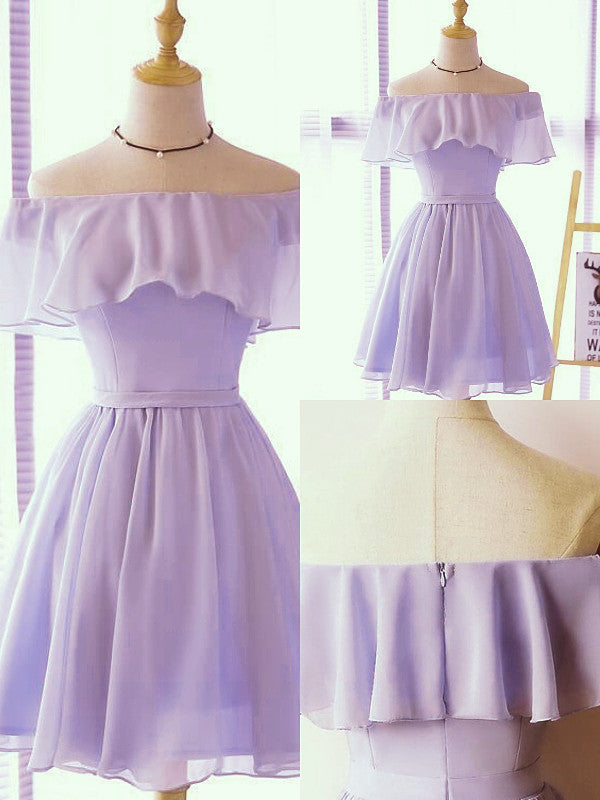 Precioso vestido de fiesta corto de gasa en color morado claro 