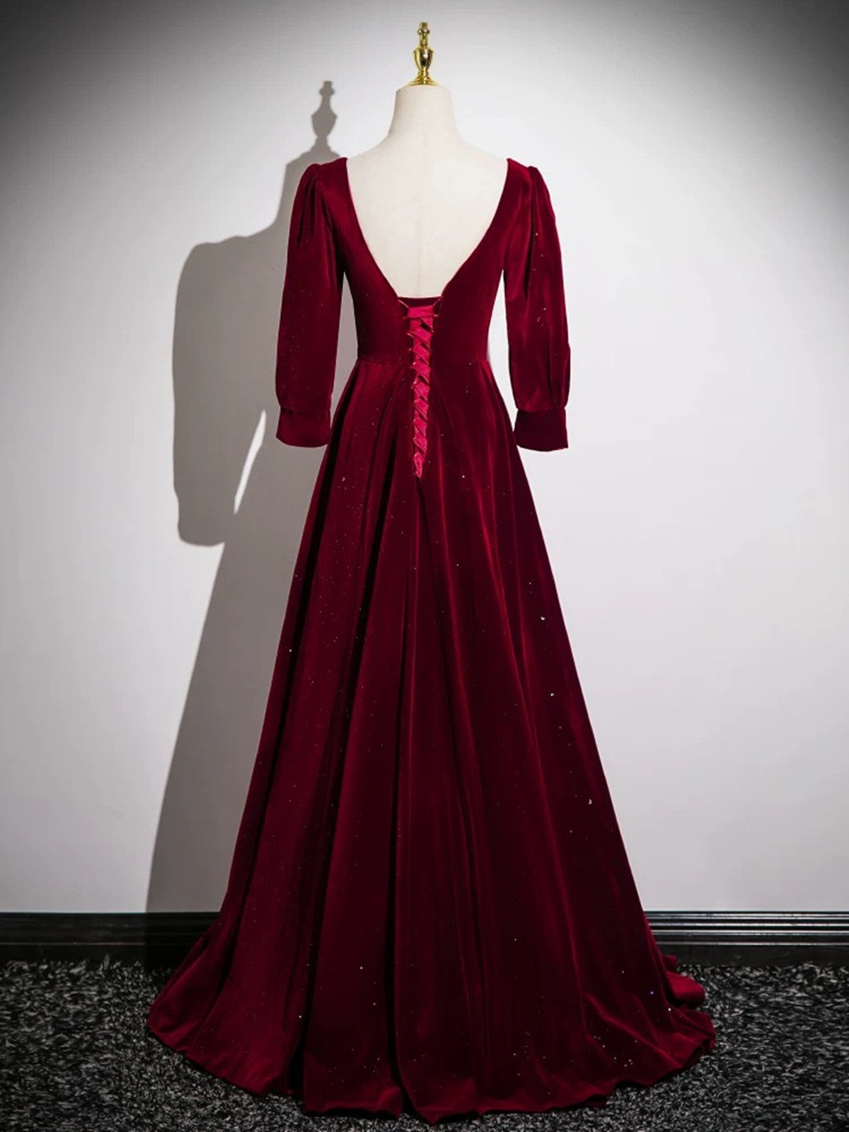 Vestido de fiesta rojo vino con mangas largas y corte A hasta el suelo 