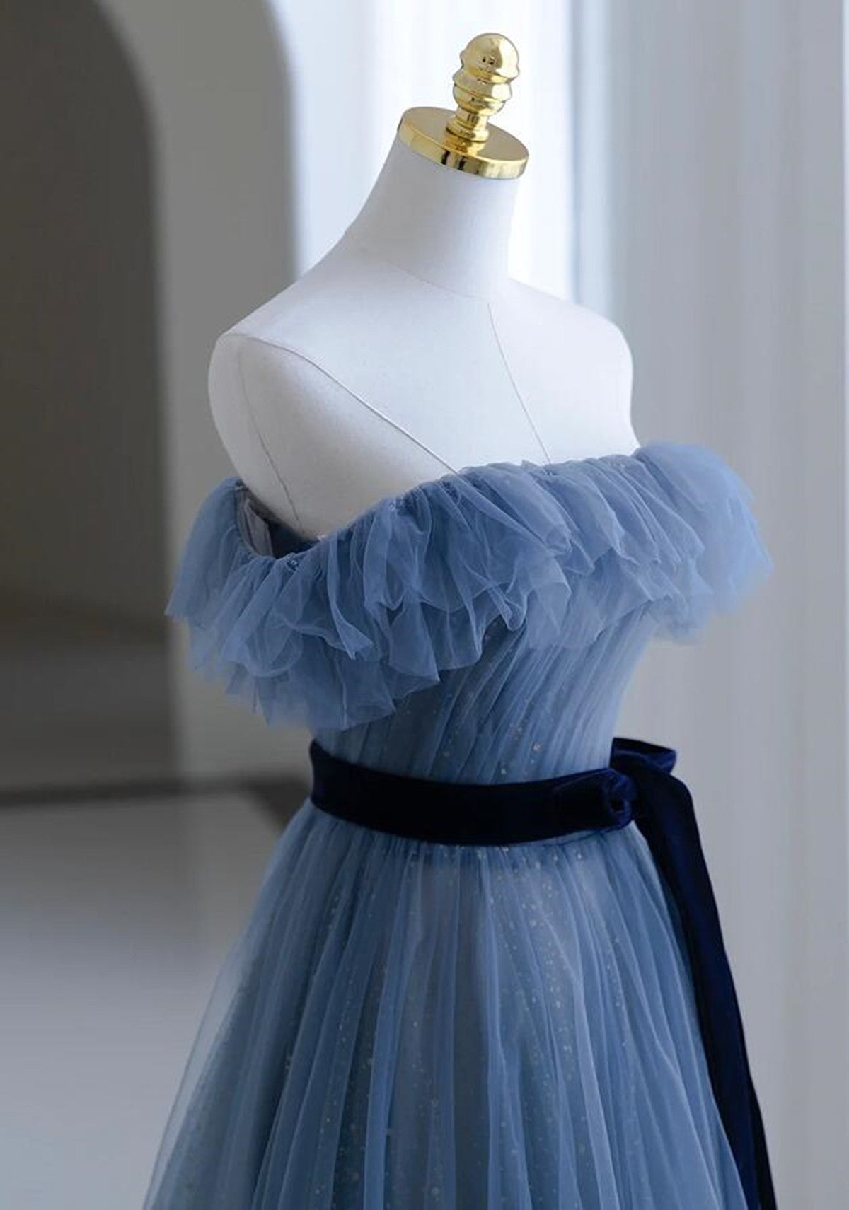 Blue Tulle A-line Off Shoulder Long Party Dress