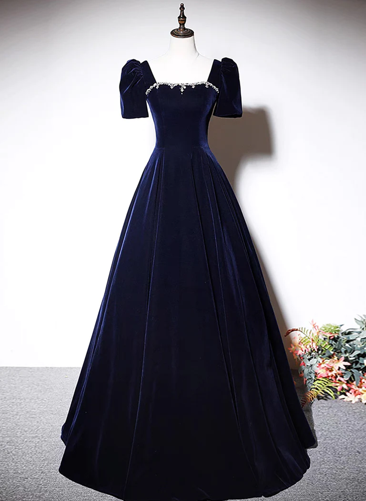 Vestido de noche largo de terciopelo azul marino de corte A 