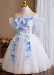 Vestido corto blanco de tul con flores para regreso a casa 