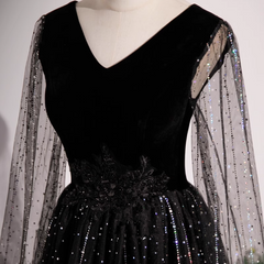 Vestido de fiesta de tul negro brillante con degradado y escote en V 
