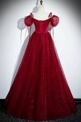 Precioso vestido de fiesta de corte A en tul y lentejuelas color rojo vino 